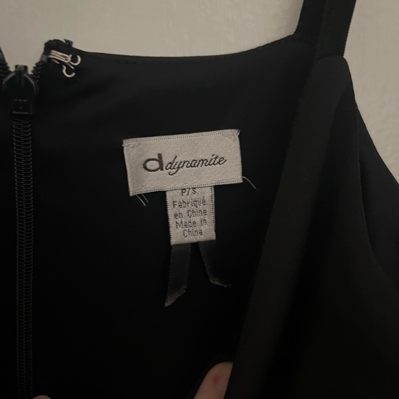 Little Black Dress - V neck - Picture 3 of 3